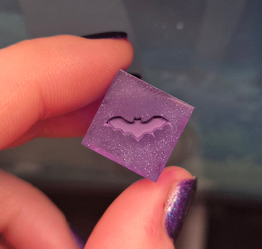 Custom D6 (Bat motif)