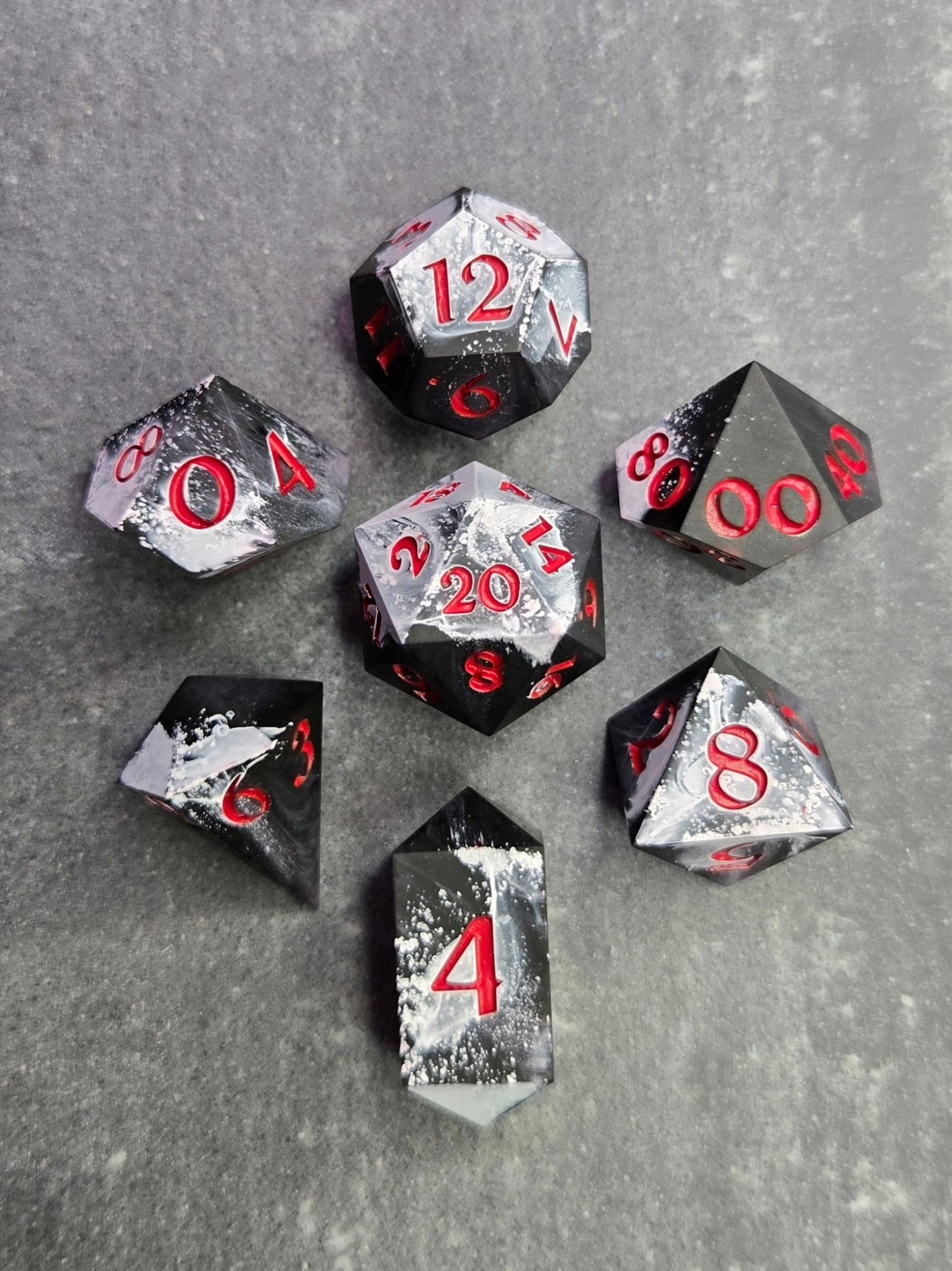 Custom - 7pc Dice Set - DiceCoven