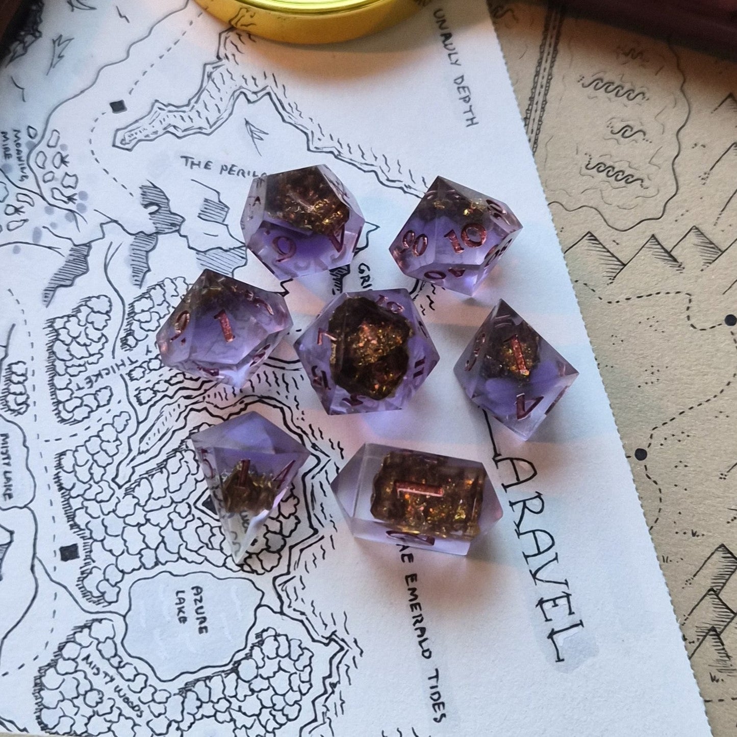 Custom - 7pc Dice Set (Geodes) - DiceCoven